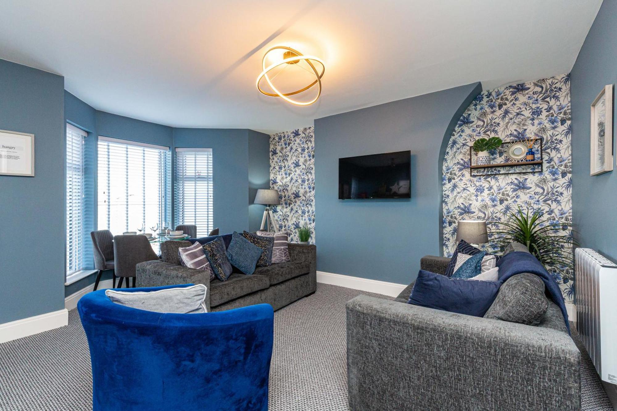 Seafront Apartment - Sleeps 6 - Gateway To The Lake District - Brand New Morecambe Kültér fotó