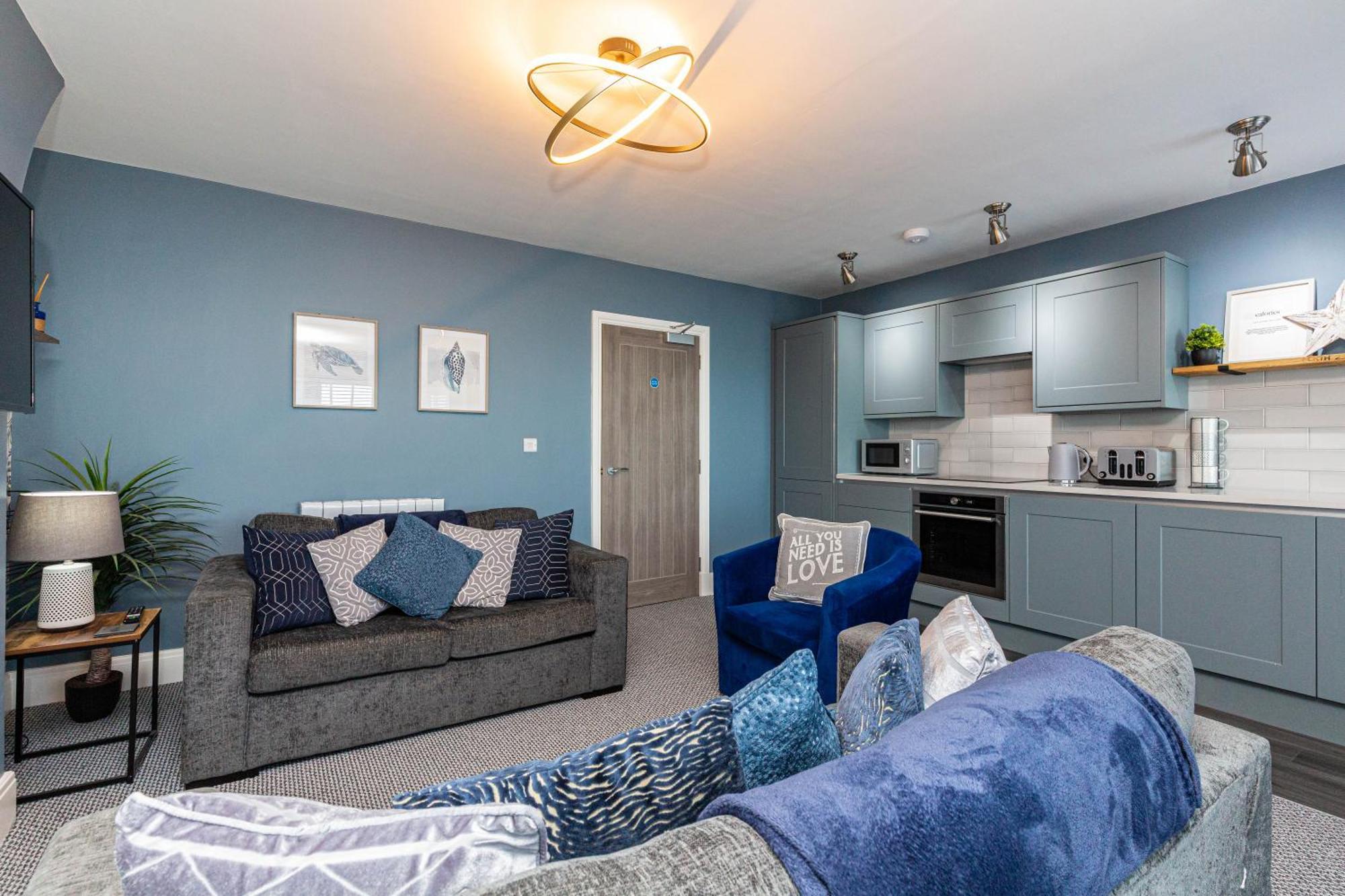 Seafront Apartment - Sleeps 6 - Gateway To The Lake District - Brand New Morecambe Kültér fotó