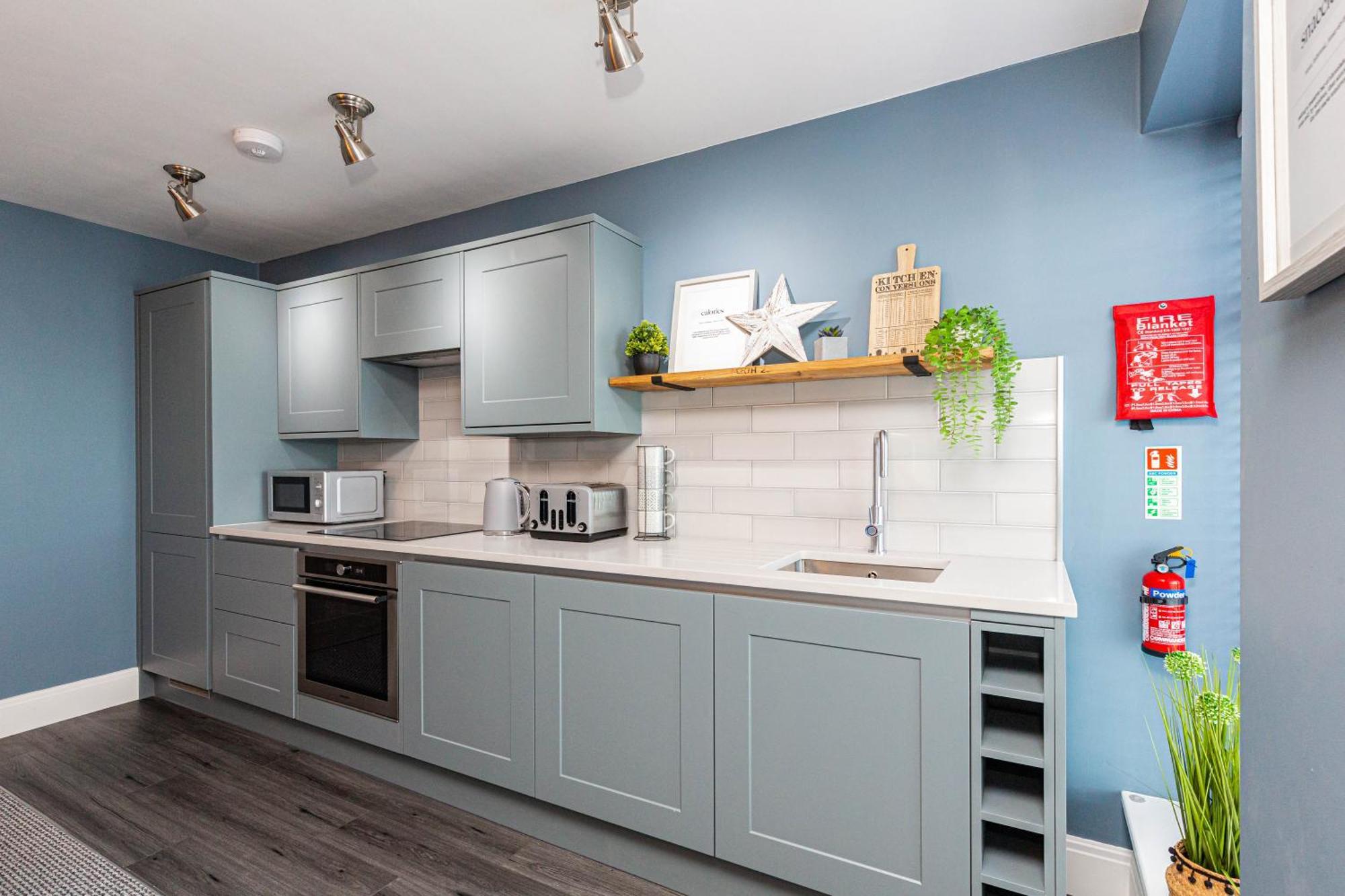 Seafront Apartment - Sleeps 6 - Gateway To The Lake District - Brand New Morecambe Kültér fotó